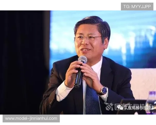 世界冠军深度对话揭秘赛场荣耀背后的坚持与抉择